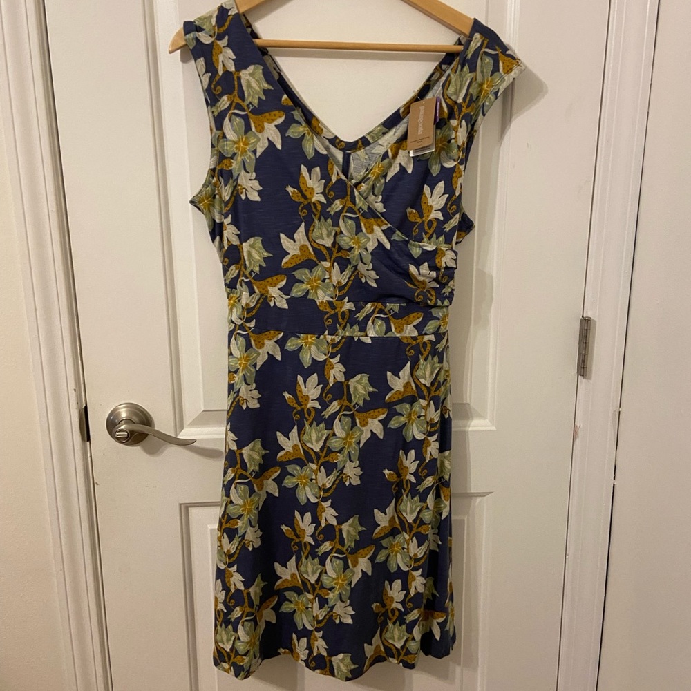 Floral women’s porch song dress
